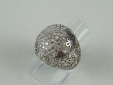 Bague boule en or blanc 750°/°°° pavage de 