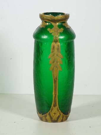 LEGRAS - Vase tube en verre vert gigré dégagé à 