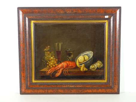 ECOLE XIXé Nature morte au homard. Huile sur toile