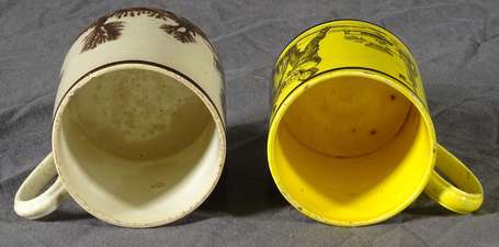 CREIL - Tasse litron et sa sous-tasse en faïence 