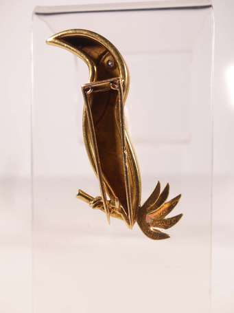 BULGARI - Broche Toucan en or 18K (750°/00) 