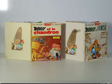 Uderzo : 2 albums : Astérix 13 ; Astérix et le 