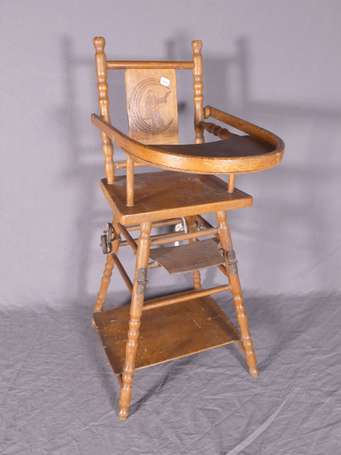 Chaise basculante pour poupée - hauteur 60 cm -  