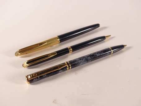 WATERMAN - Stylo plume en résine noire, le 