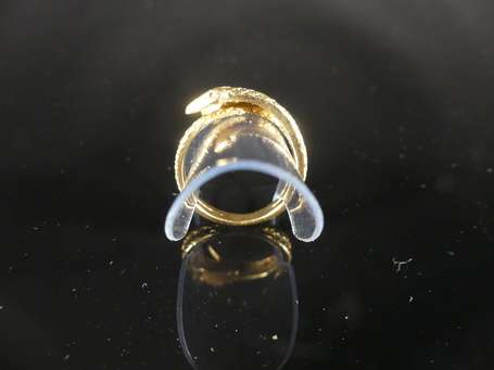 Bague serpent en or jaune 18K (750°/00). Poinçon 