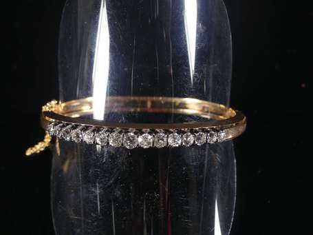 Bracelet jonc en or rose 18K (750°/00) centré d'un