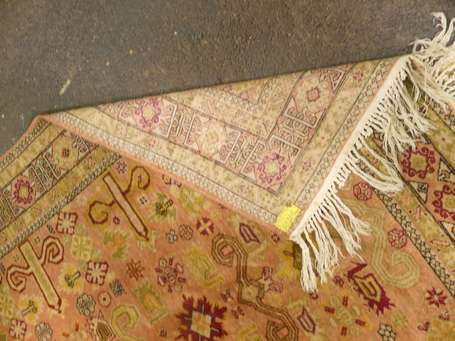 Tapis Derbent (chaine, trame et velours en laine),