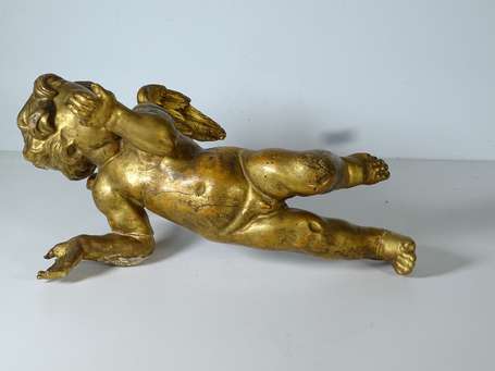 Angelot. Sujet en bois sculpté doré. XVIIIè siècle