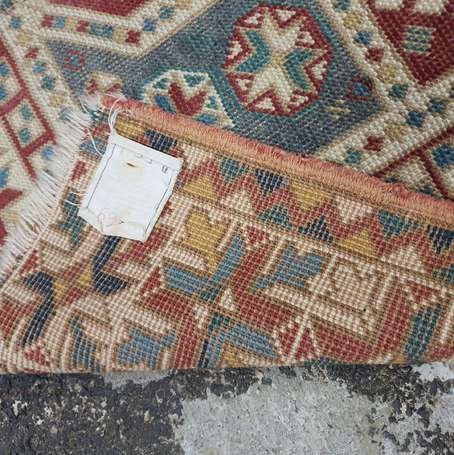 Tapis caucasien (chaîne, trame et velours en 
