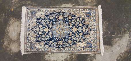 Tapis Nain (chaine et trame en coton, velours en 