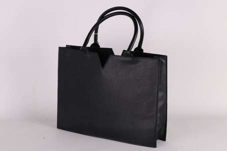 THIERRY MUGLER - Sac cabas en simili noir. 29,5 x 