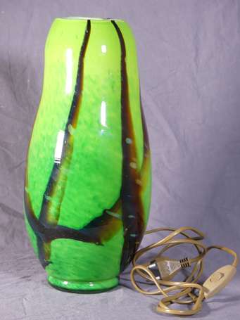 MURANO, F. SILVIY - Vase ovoïde en verre vert 