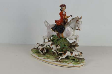 Groupe en porcelaine figurant une scène de chasse 