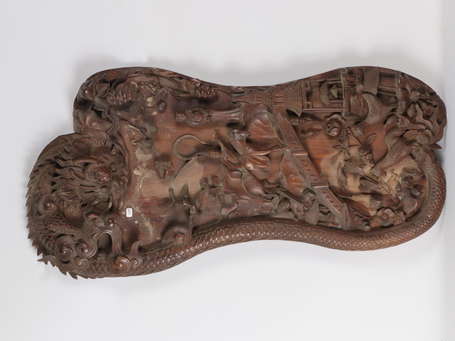 INDOCHINE - Panneau d'acajou sculpté en bas relief