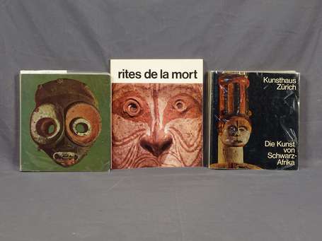 Trois ouvrages N°1- 'Kunst uit Afrika  (Haags 