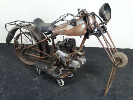 Peugeot modèle P111, circa 30, pour pièces.