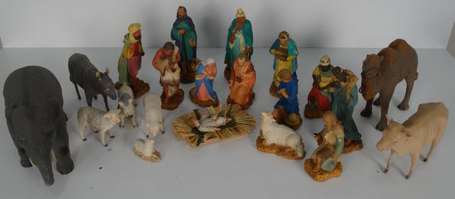 Crèche de Noël composée de cinq bergers, quatre 