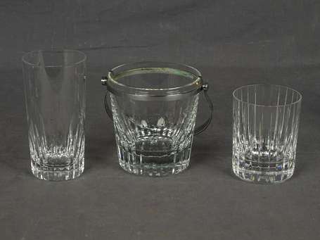 BACCARAT - Suite de six verres à whisky en cristal