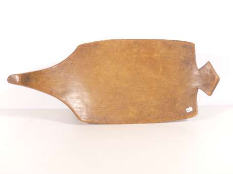 Très élégant et ancien tabouret en bois dur à 