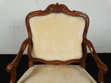 Fauteuil à la Reine à entretoise en bois naturel 