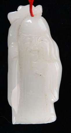 Pendentif en stéatite blanc sculpté d'un sage au 