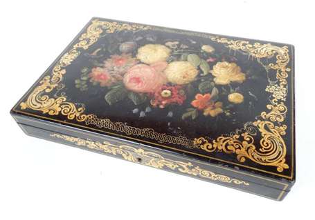 Coffret en bois laqué noir décor d'une composition