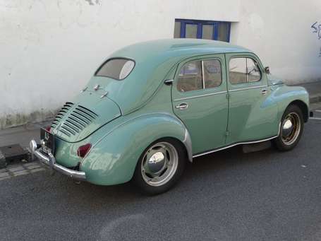 Vp CI Renault Modéle : 4 CV  Année : 1954 A1-186WK