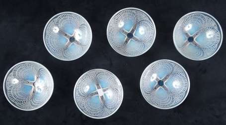 Lalique. Six coupes 