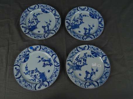 5 assiettes en faïence fine Creil modèle Japon. On