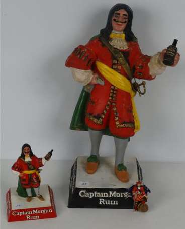 CAPTAIN MORGAN RUM : Figurine publicitaire en 