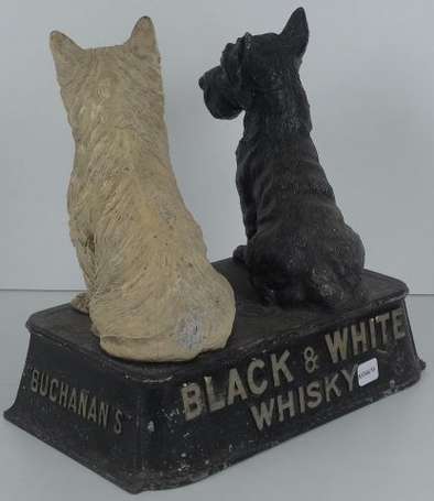 BLACK & WHITE /James Buchanan's Scotch Whisky : 