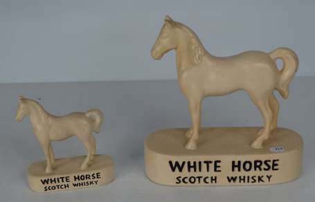 WHITE HORSE WHISKY : 2 Figurines publicitaires en 