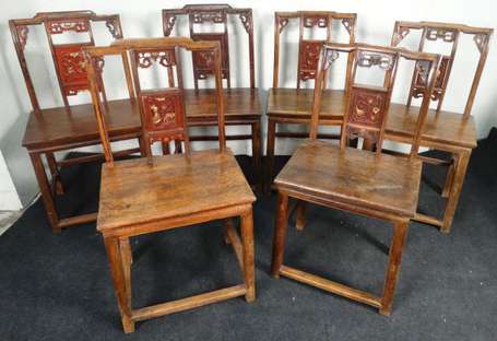 CHINE. Six chaises en bois teinté. Fin XIXe début 