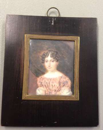 Miniature encadrée, portrait d'une jeune femme à 