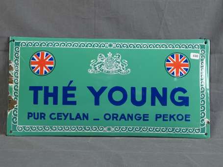 THÉ YOUNG 