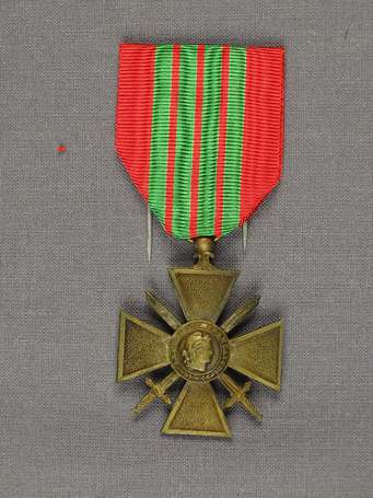 Mil- Croix de guerre 39/45