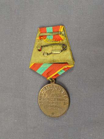 Russie - Médaille des travailleurs héroïques 2 GM