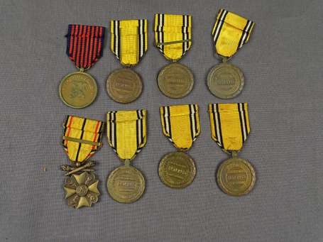 Belgique - 8 médailles commémorative 2gm 