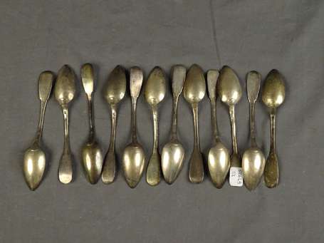 12 cuillères à dessert modèle Uniplat, la spatule 