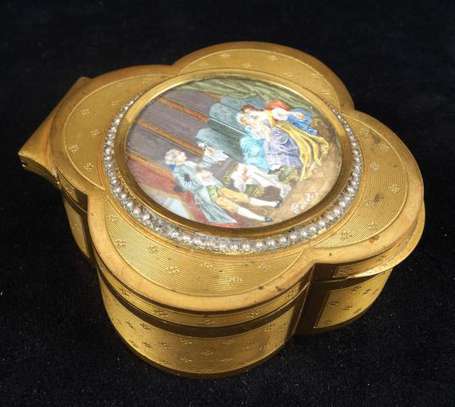 Boîte à bijoux de forme quadrifoliée en métal 