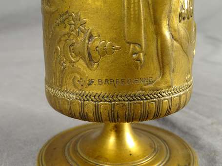 LEVILAIN Ferdinand (1837-1905) - Vase en bronze 
