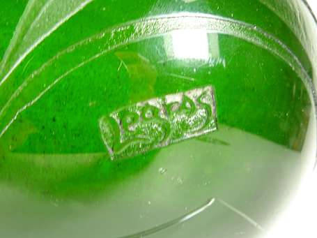 LEGRAS - Vase boule à petit col en verre vert 