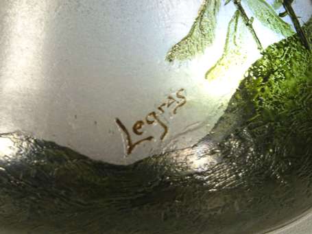 LEGRAS - Vase piriforme à haut col en verre à 