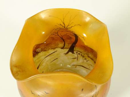 LEGRAS - Vase boule à col quadrilobé à décor 