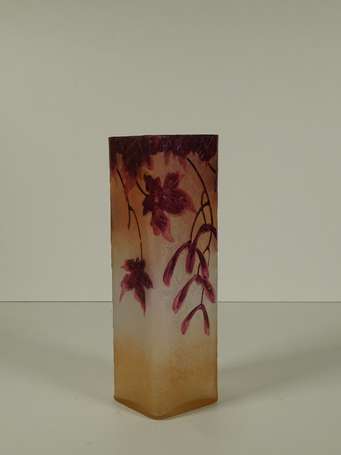 LEGRAS - Vase de section carrée en verre 