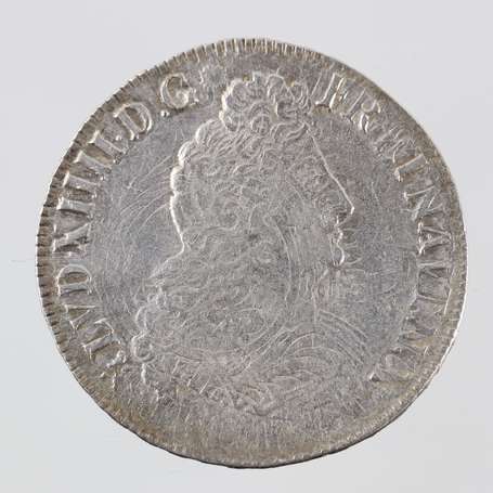 Louis XIV. 1/2 Ecu aux 8L en argent 1705. TB.