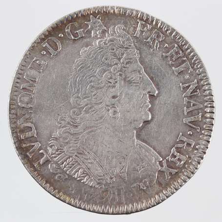 Louis XIV. 1/2 Ecu aux Insignes en argent 1701.9. 