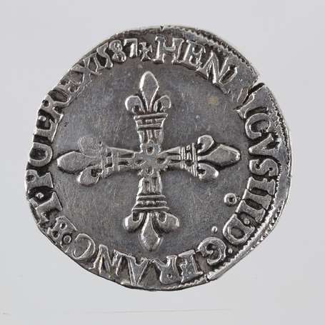 Henri III. 1/4 d'Ecu en argent 1587(Rennes). TB.