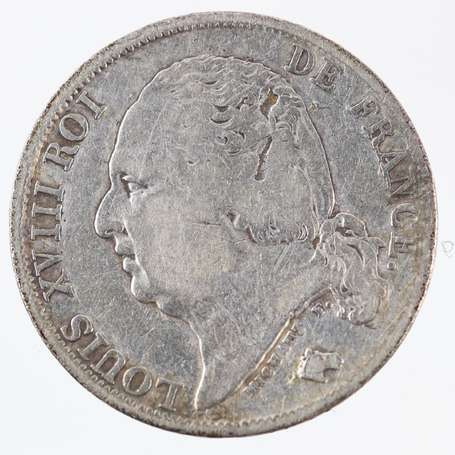 Louis XVIII Tête nue. 5 Frs en argent 1823 A. TB.