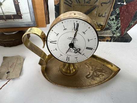 Lot d'une vingtaine de réveils dont LANCEL 
